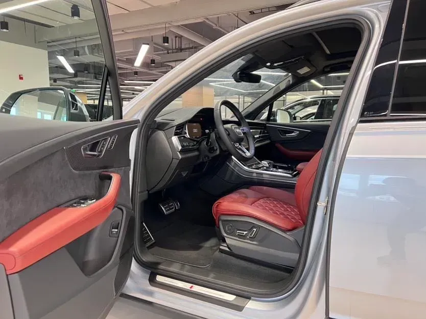 2024 Audi SQ7 4.0T 507HP V8 8AT,autocango,china used car exporter,china ev exporter,chinese used car exporter,chinese used ev exporter