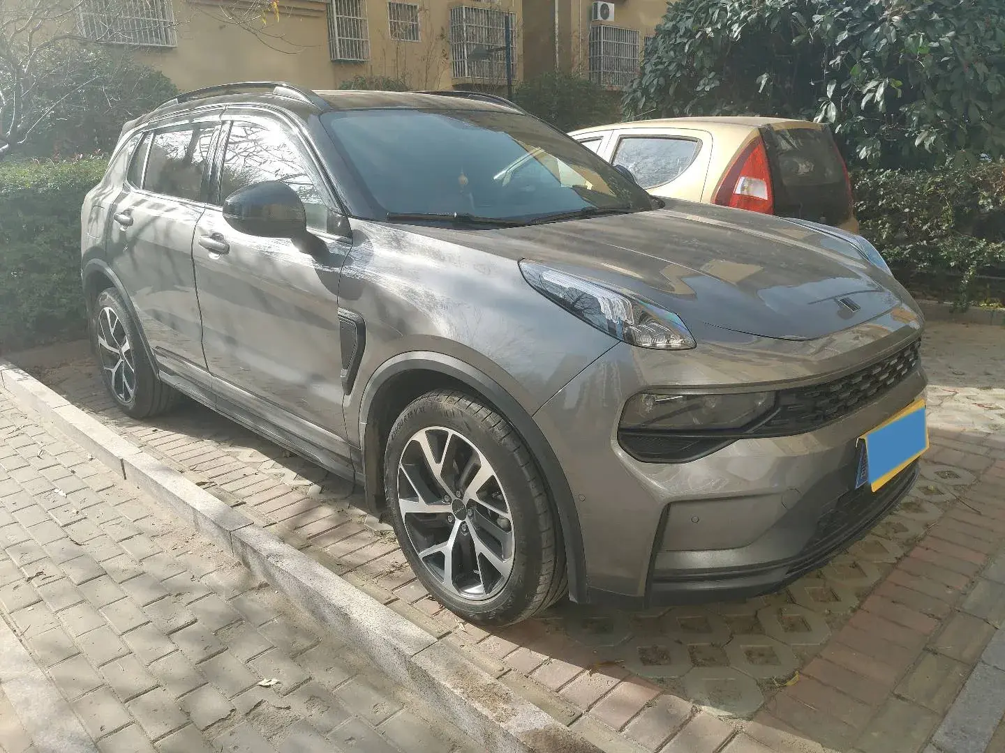 2021 LYNK&CO 01 thumbnail 2