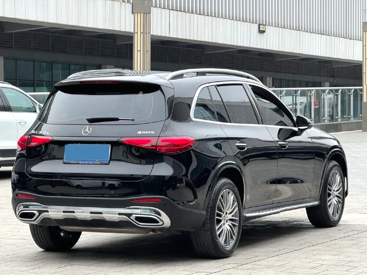 2024 Mercedes-Benz GLC Class 2.0T 258HP L4 9AT,autocango,china used car exporter,china ev exporter,chinese used car exporter,chinese used ev exporter