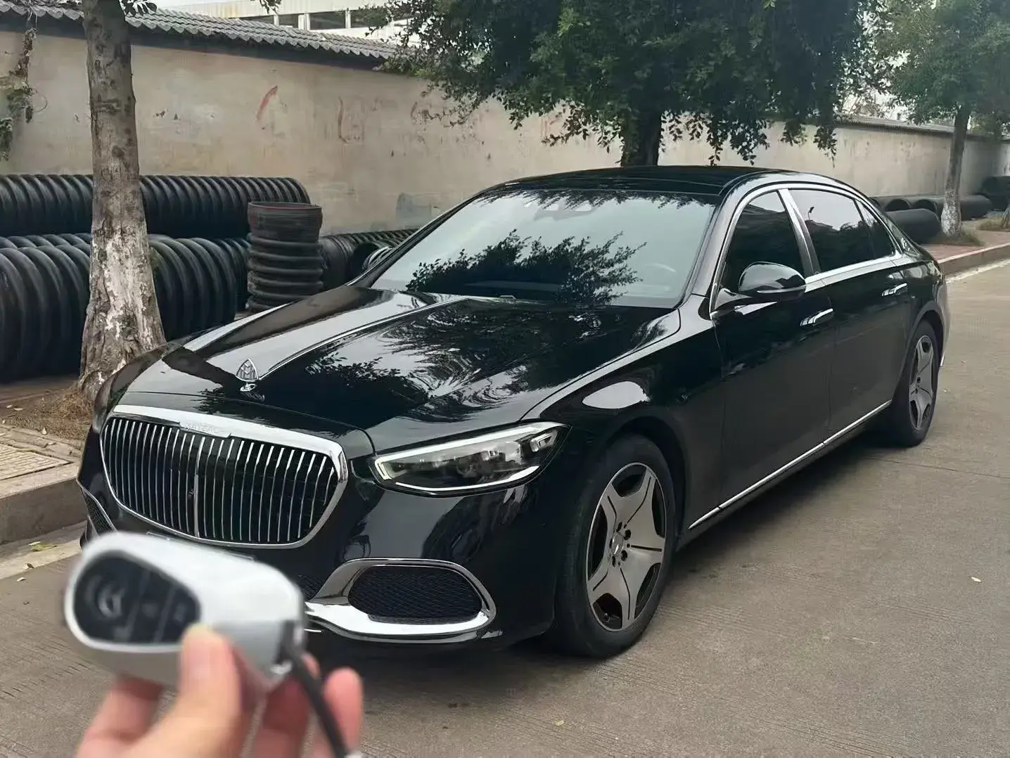 2023 MERCEDES-BENZ MAYBACH view 1