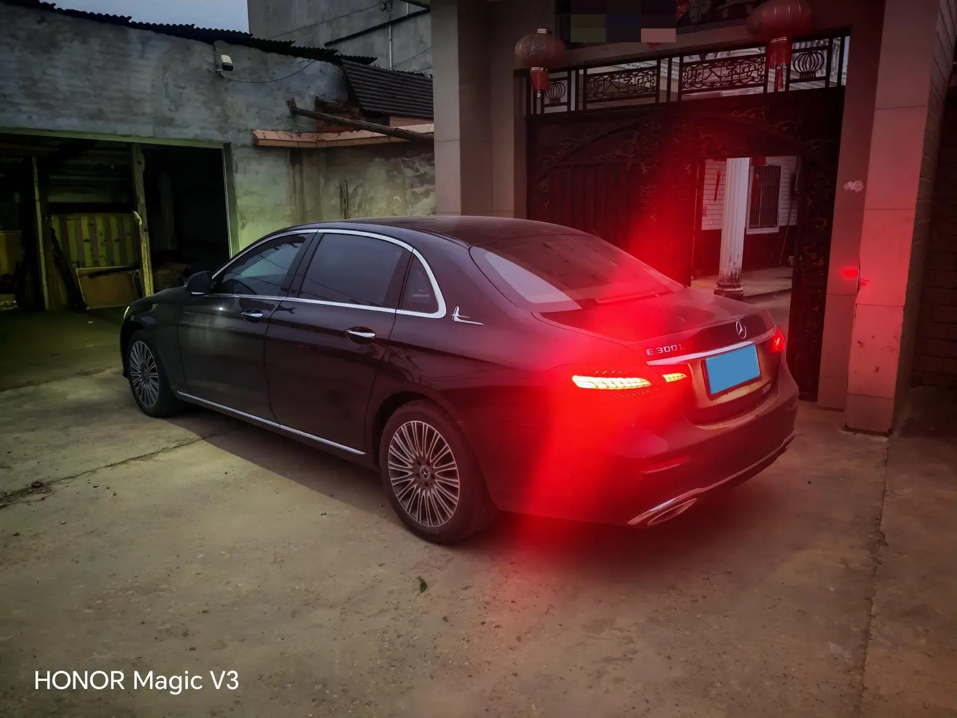 2022 MERCEDES-BENZ E thumbnail 4