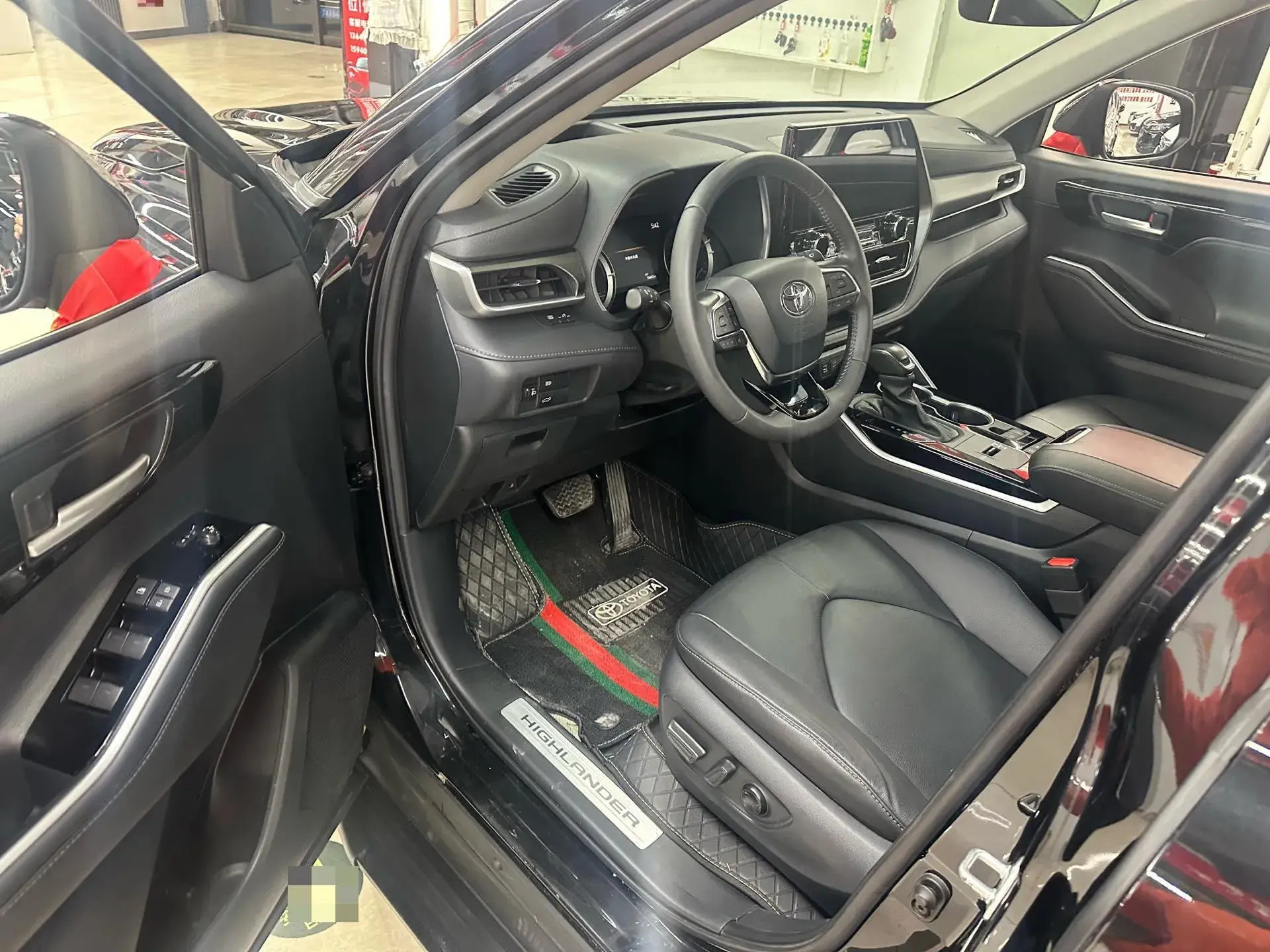 2022 TOYOTA HIGHLANDER thumbnail 2