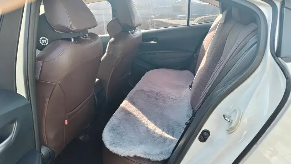 2019 TOYOTA COROLLA thumbnail 4