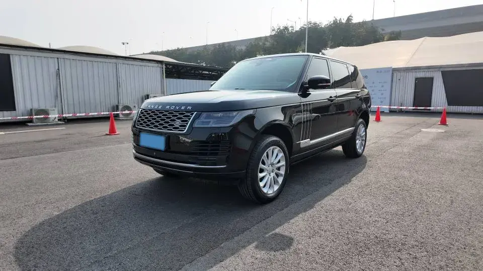 2018 Land Rover Range Rover 3.0T 381HP V6 8AT