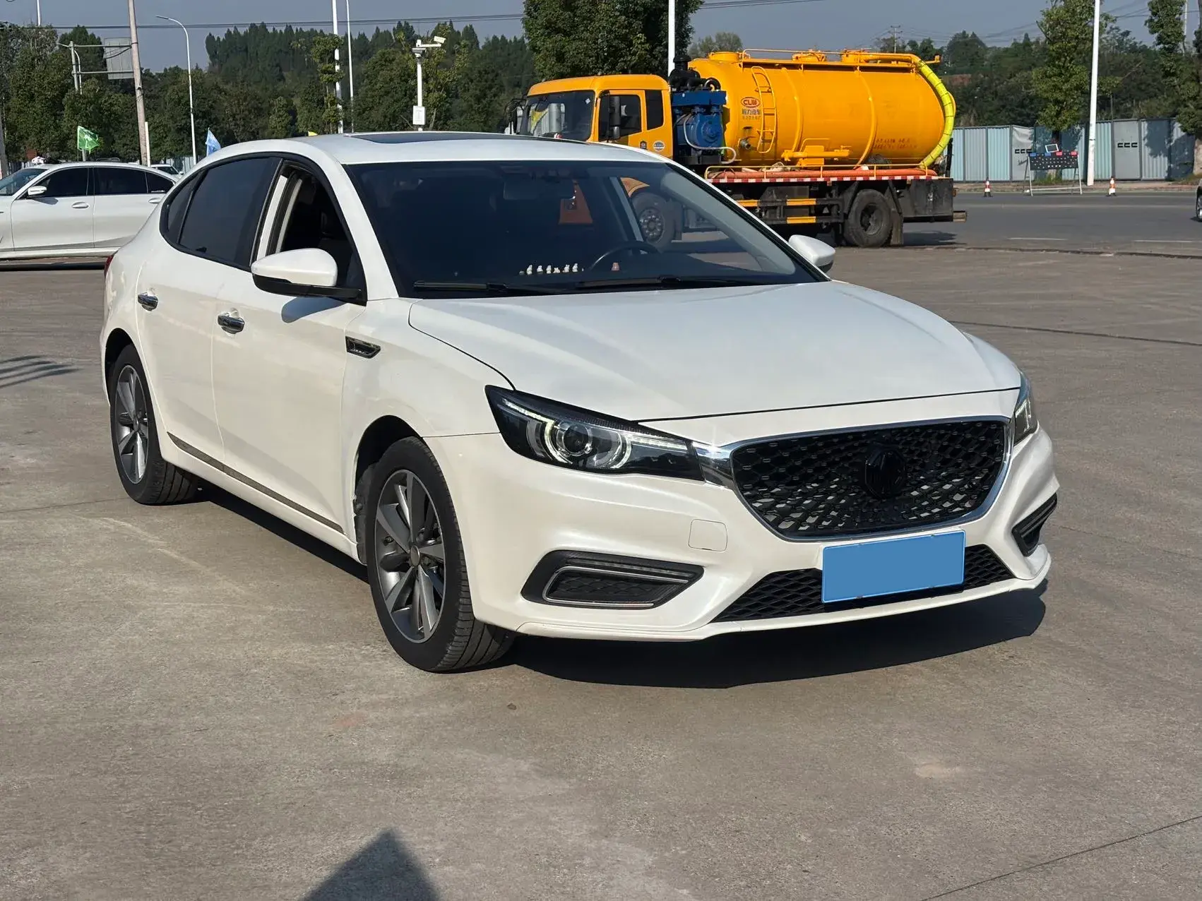 2019 MAXUS D60 thumbnail 2