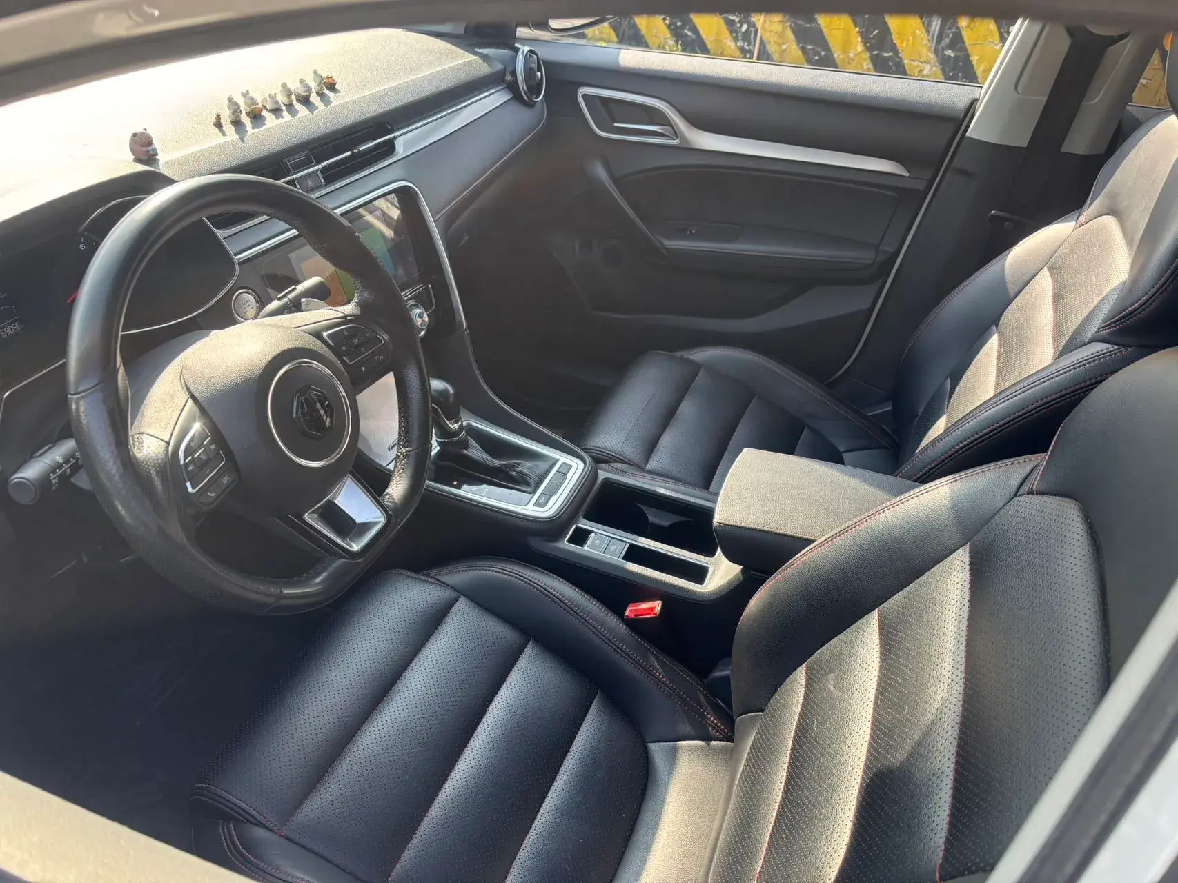 2019 MAXUS D60 thumbnail 4