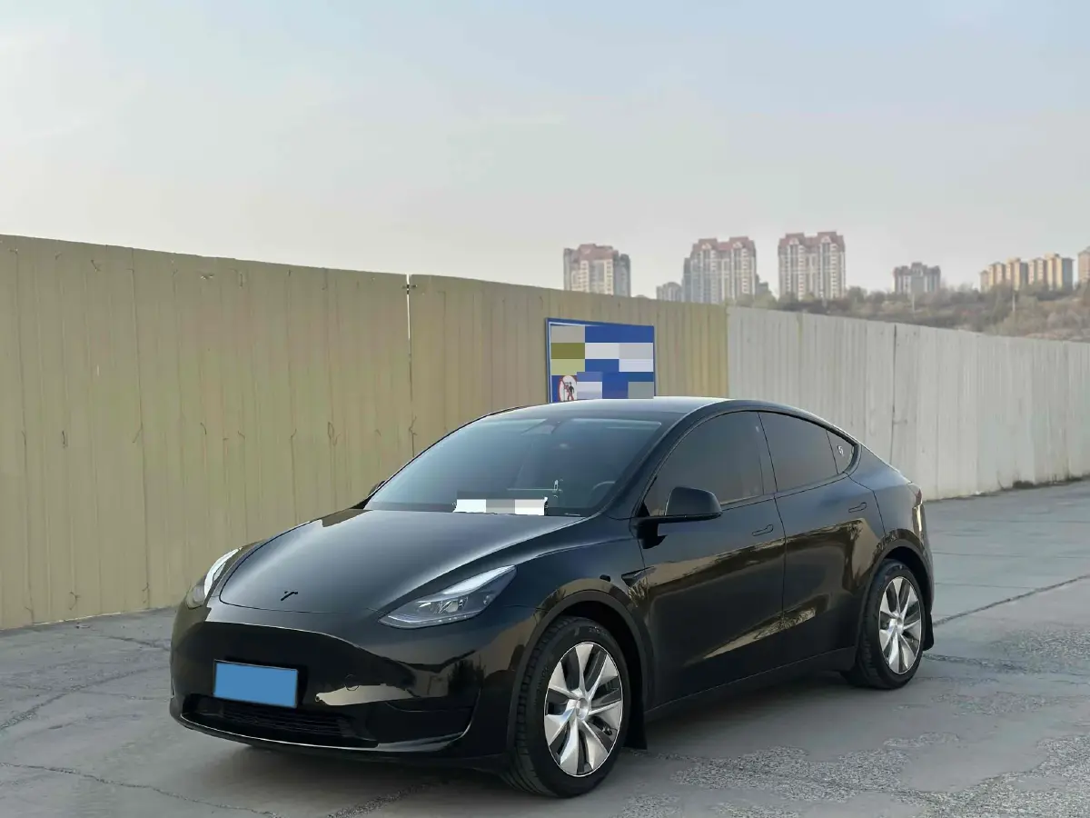 2022 Tesla Model Y BEV 60KWH