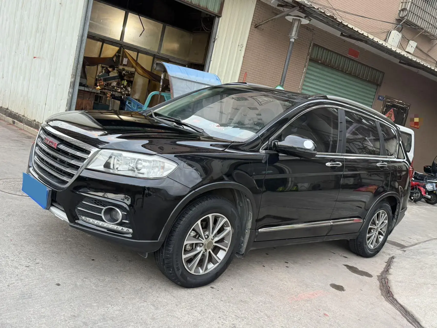 2018 HAVAL H6 view 1