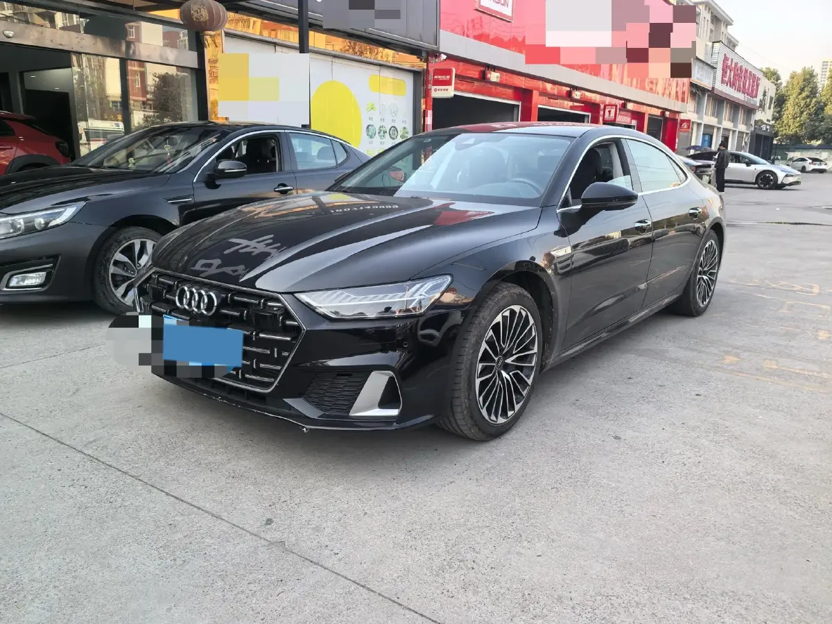 2024 Audi A7L 2.0T 245HP L4 7DCT