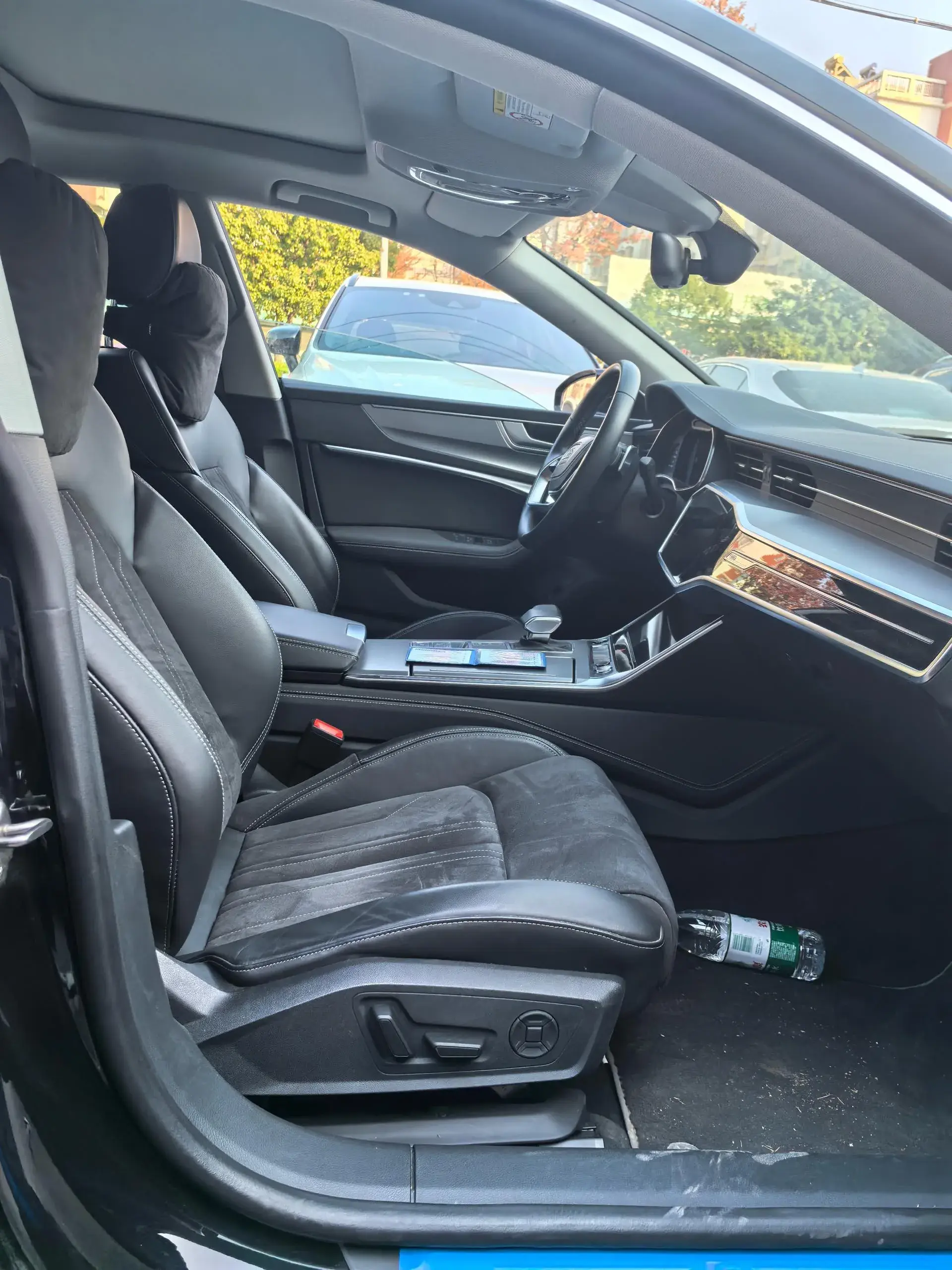 2024 AUDI A7L thumbnail 2