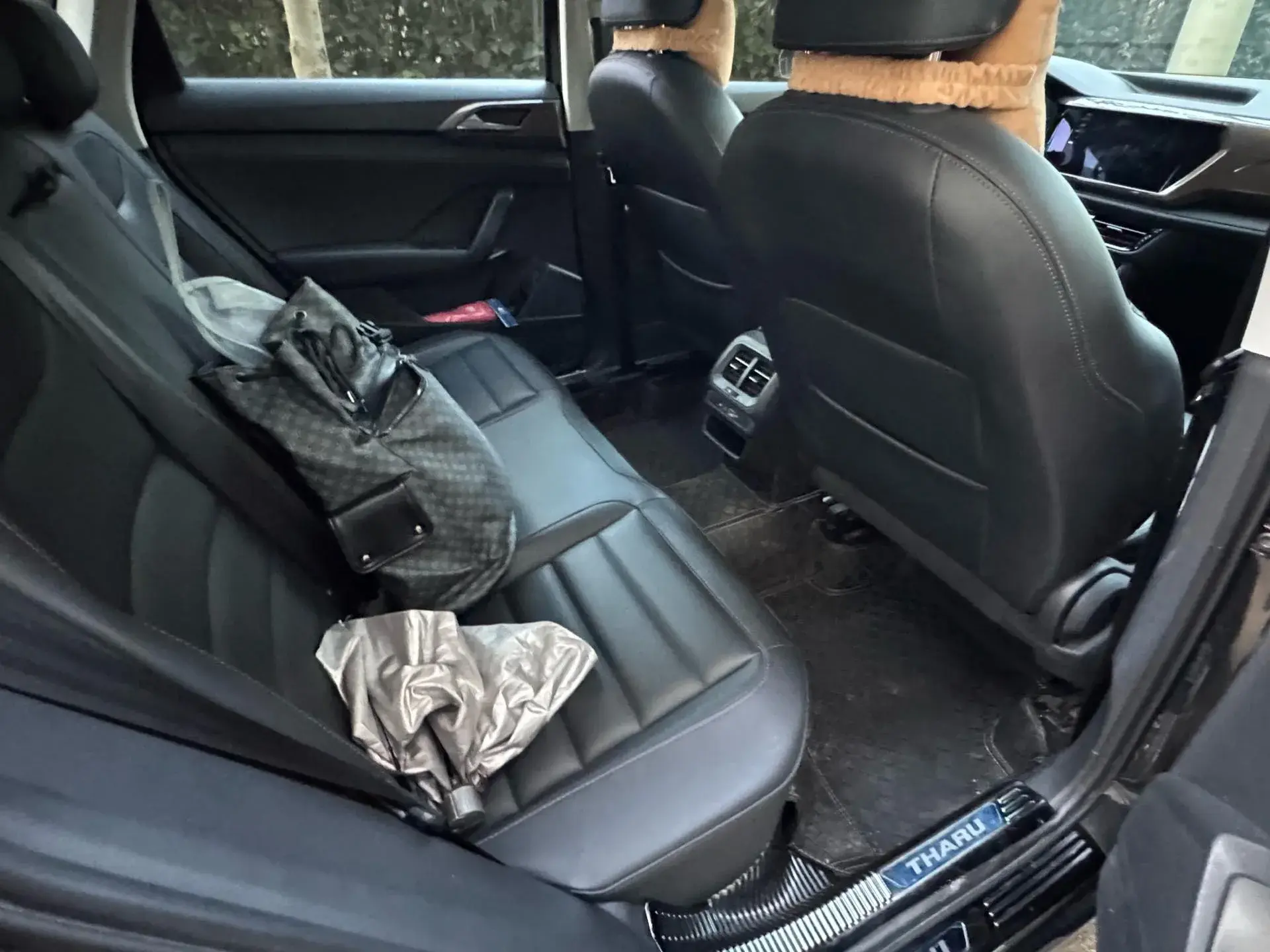 2021 VOLKSWAGEN THARU thumbnail 4