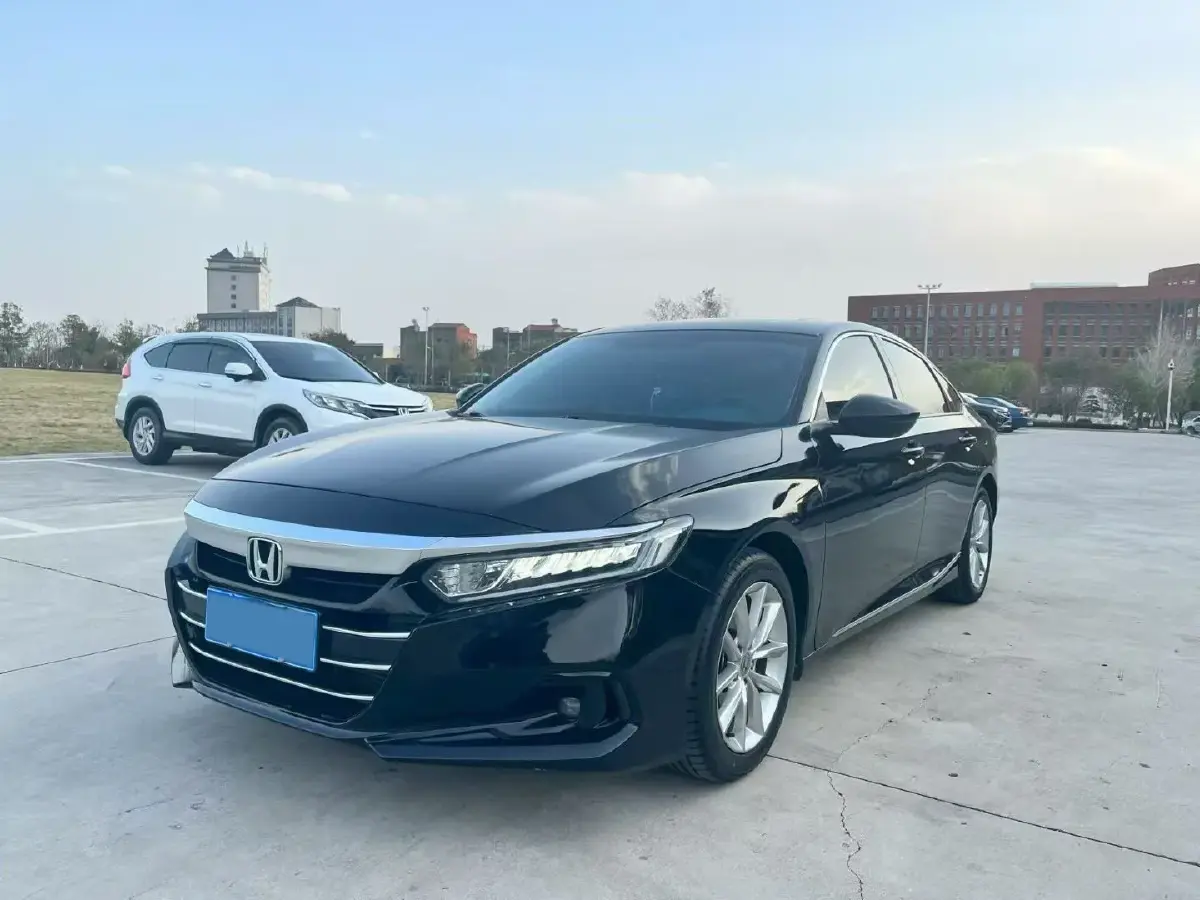 2023 Dongfeng PaLaSuo 2.0T 228HP L4 8AT