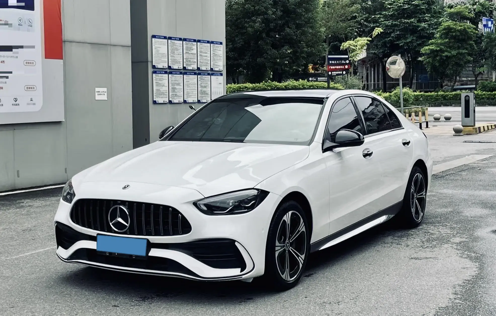 2022 MERCEDES-BENZ C view 1