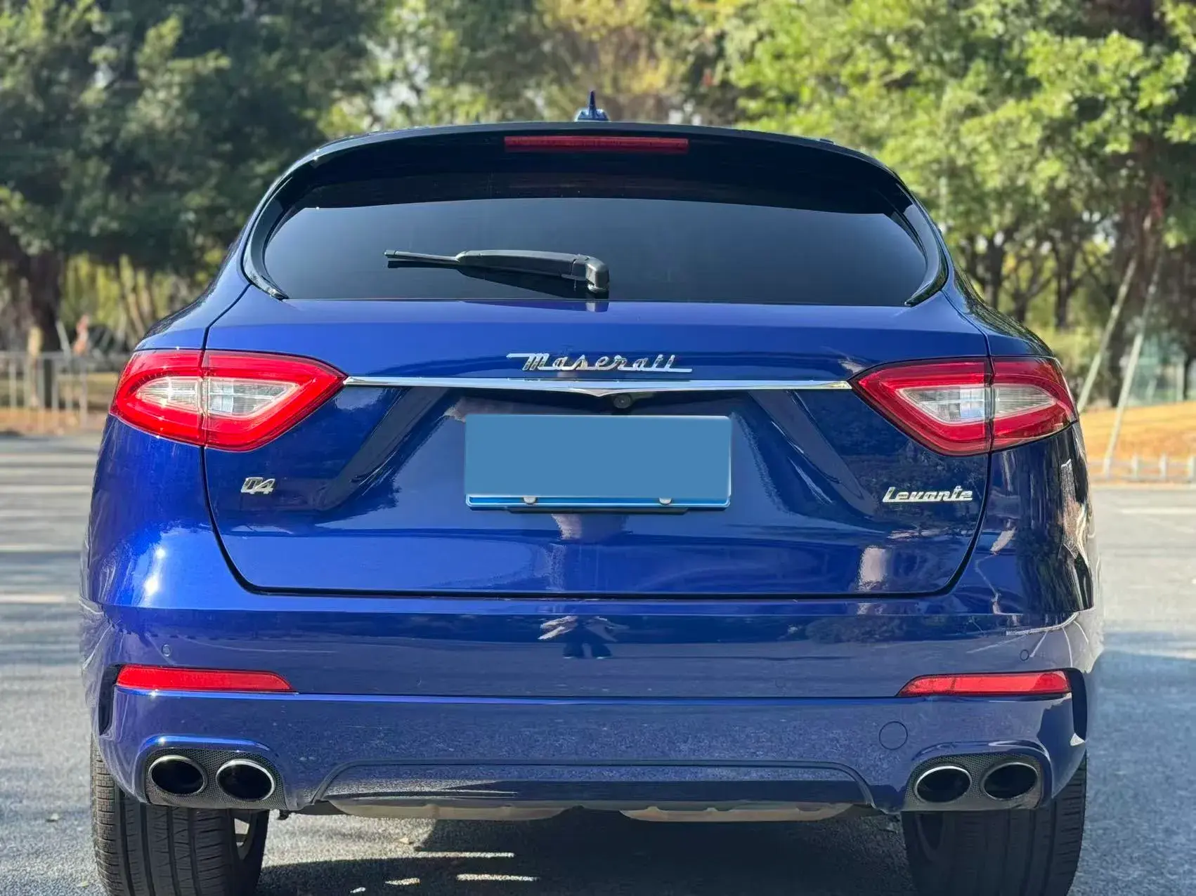 2019 MASERATI LEVANTE thumbnail 4