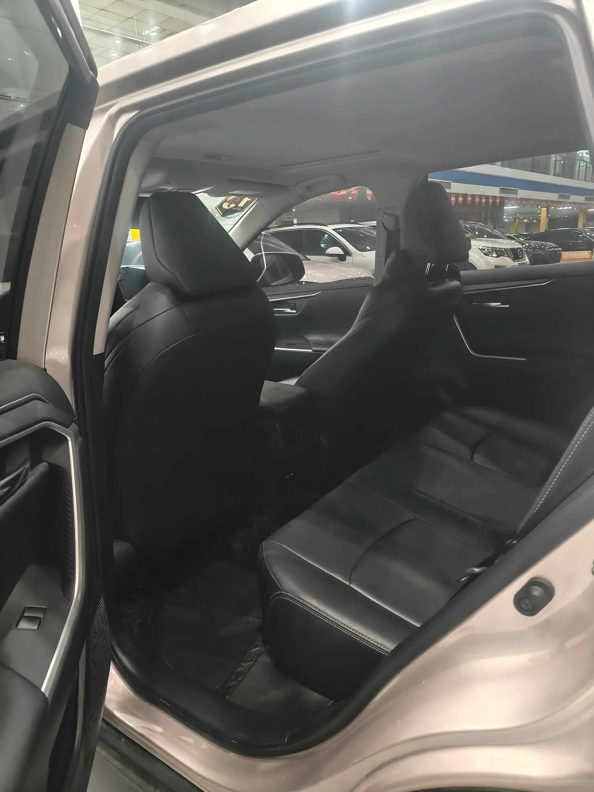 2021 TOYOTA WILDLANDER thumbnail 4