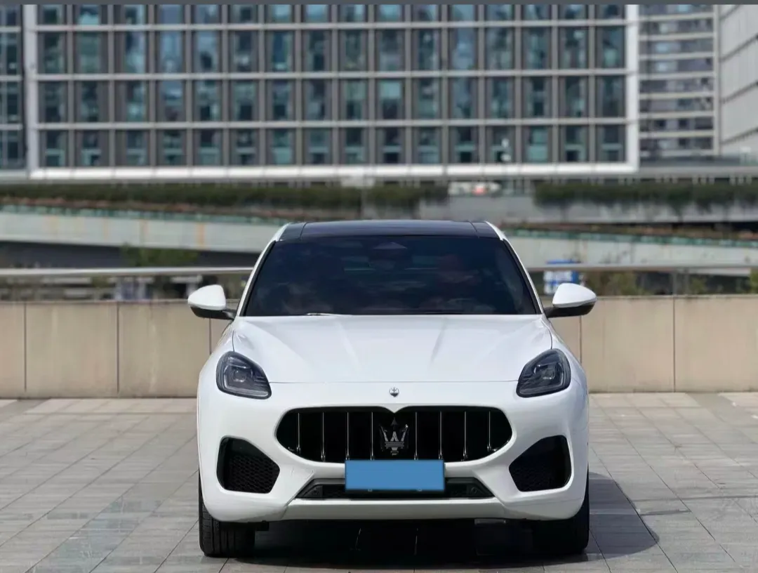 2023 Maserati Grecale 2.0T 300HP L4 8AT,autocango,china used car exporter,china ev exporter,chinese used car exporter,chinese used ev exporter