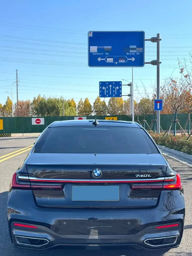 2021 BMW 7 Series 3.0T 340HP L6 8AT,autocango,china used car exporter,china ev exporter,chinese used car exporter,chinese used ev exporter