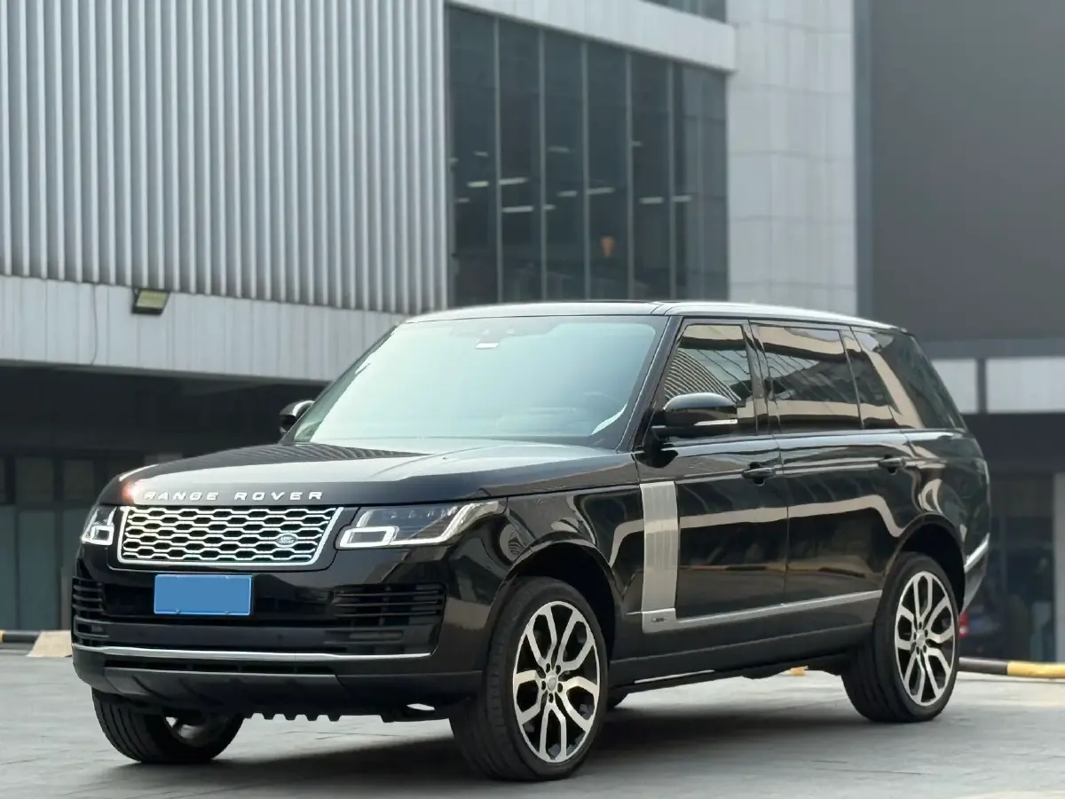 2022 Land Rover Range Rover 3.0T 400HP L6 8AT
