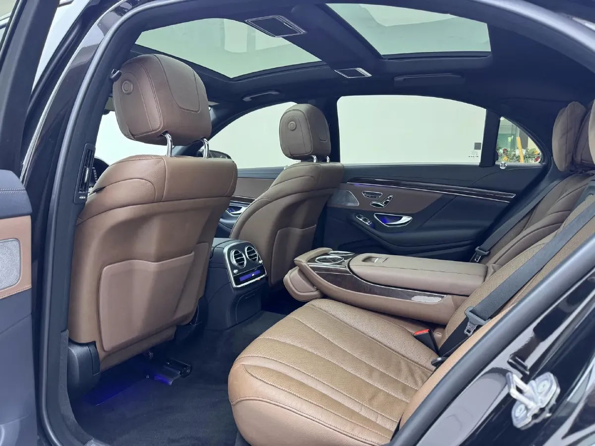 2020 Mercedes-Benz S Class 3.0T 299HP L6 9AT,autocango,china used car exporter,china ev exporter,chinese used car exporter,chinese used ev exporter