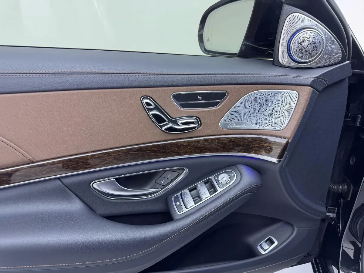 2020 Mercedes-Benz S Class 3.0T 299HP L6 9AT,autocango,china used car exporter,china ev exporter,chinese used car exporter,chinese used ev exporter