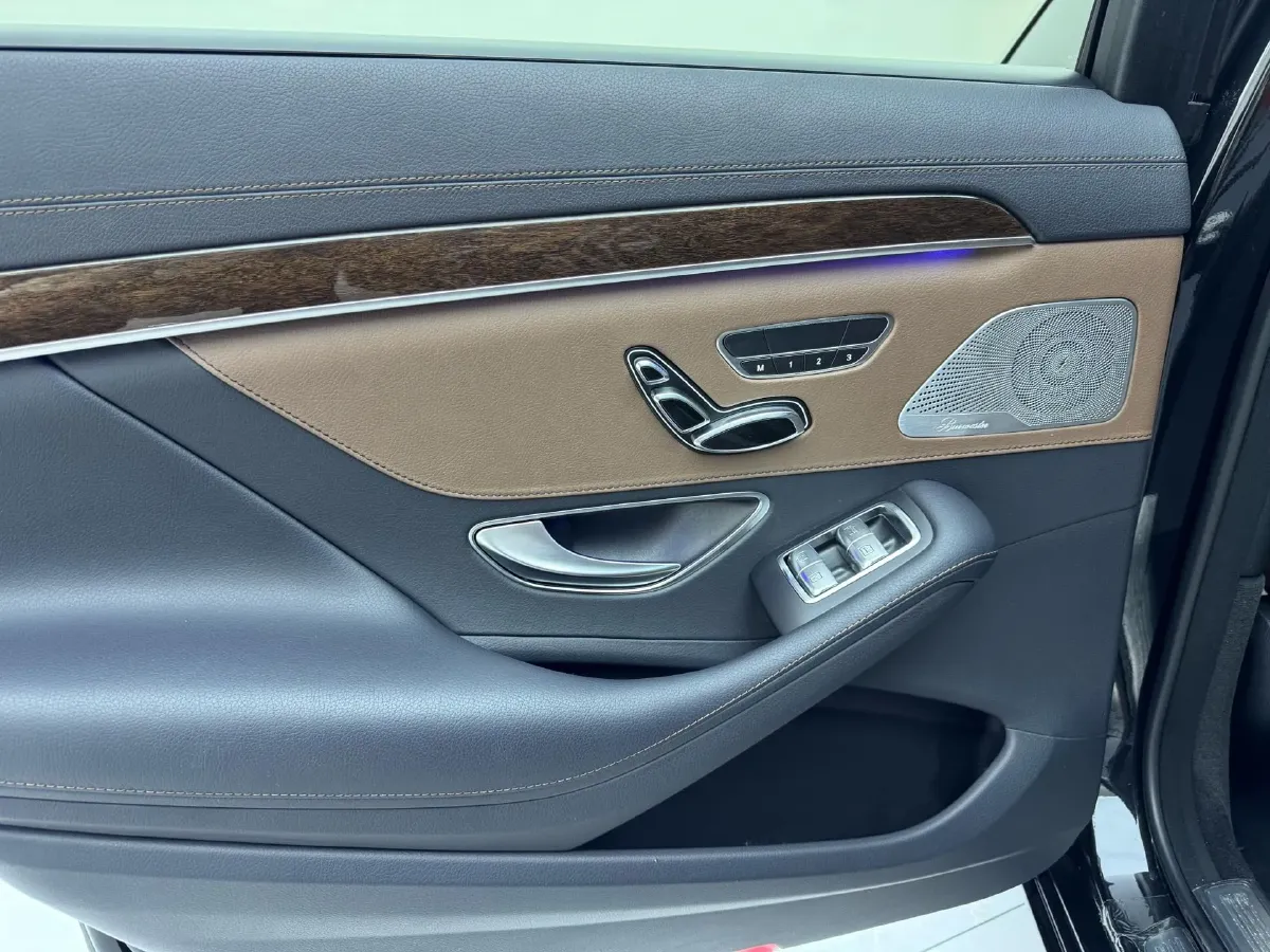 2020 Mercedes-Benz S Class 3.0T 299HP L6 9AT,autocango,china used car exporter,china ev exporter,chinese used car exporter,chinese used ev exporter