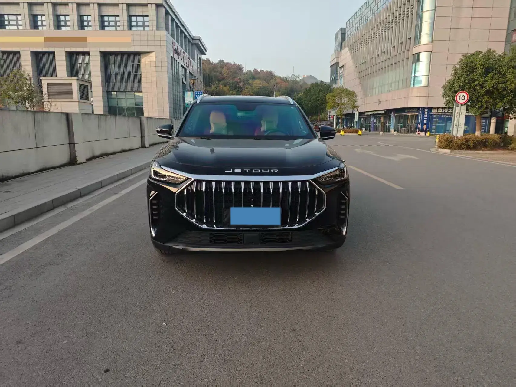 2025 JETOUR X70 thumbnail 2