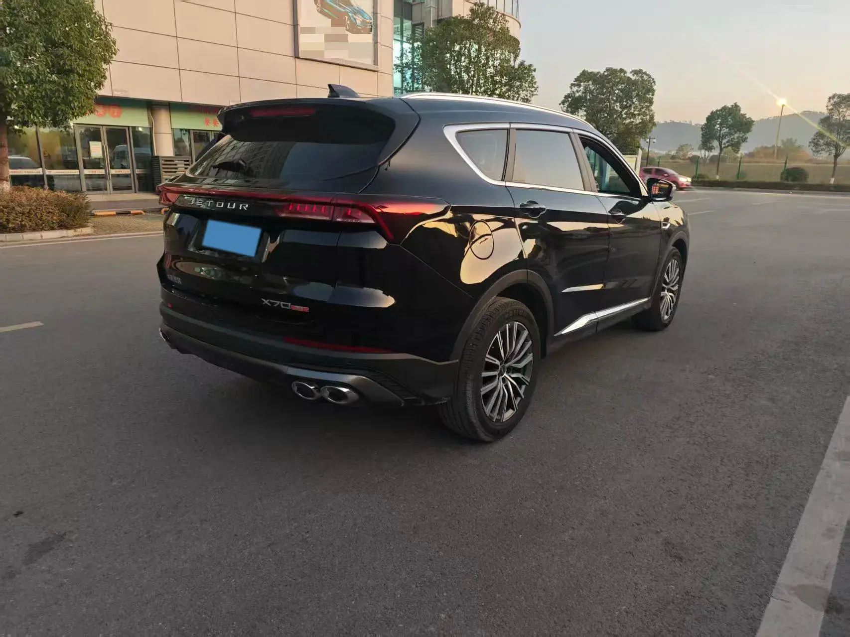 2025 JETOUR X70 thumbnail 4