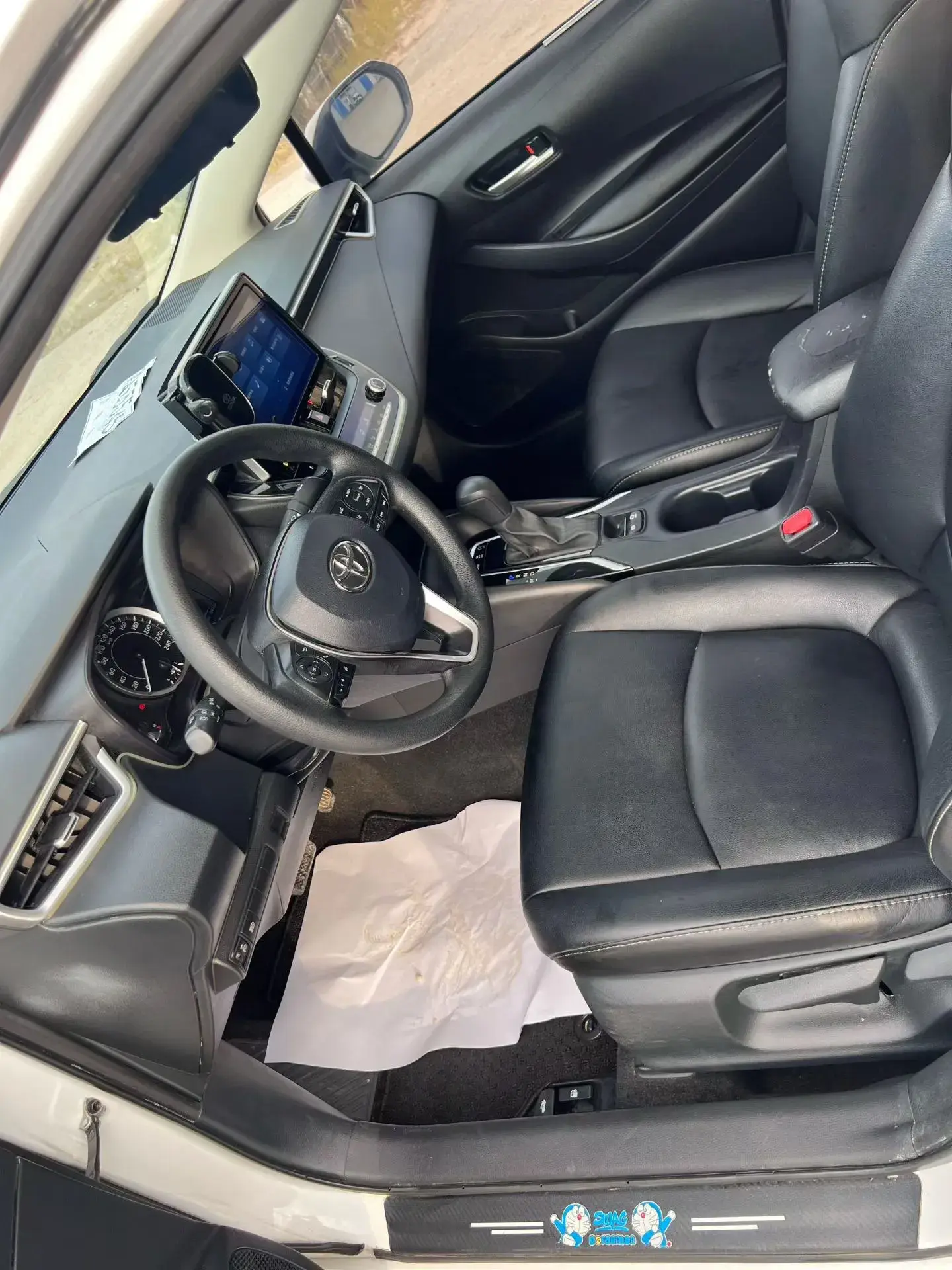 2021 TOYOTA COROLLA thumbnail 4