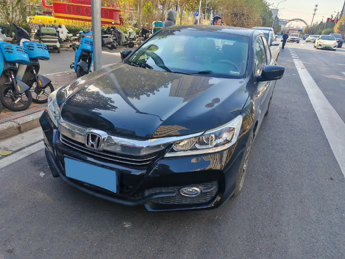 2016 Honda Accord 2.0L 155HP L4 CVT