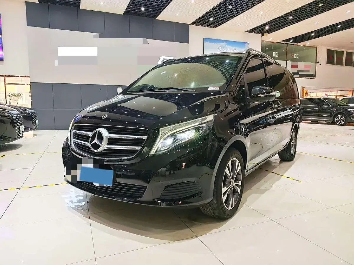 2018 Mercedes-Benz V Class 2.0T 211HP L4 7AT