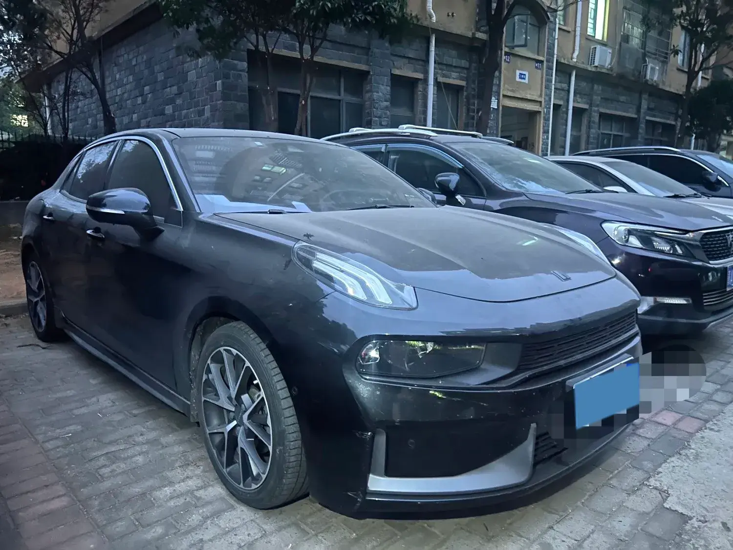 2018 TOYOTA C-HR thumbnail 2