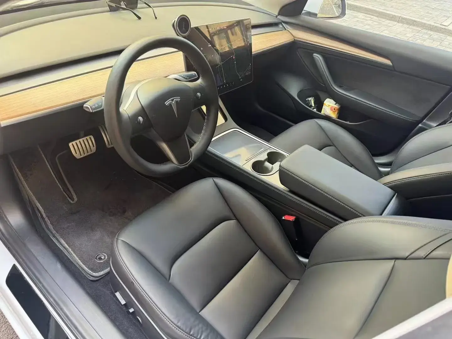 2021 TESLA MODEL thumbnail 2