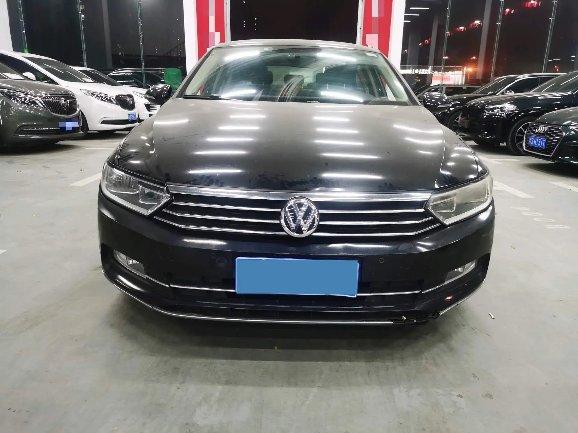 2018 VOLKSWAGEN MAGOTAN thumbnail 2