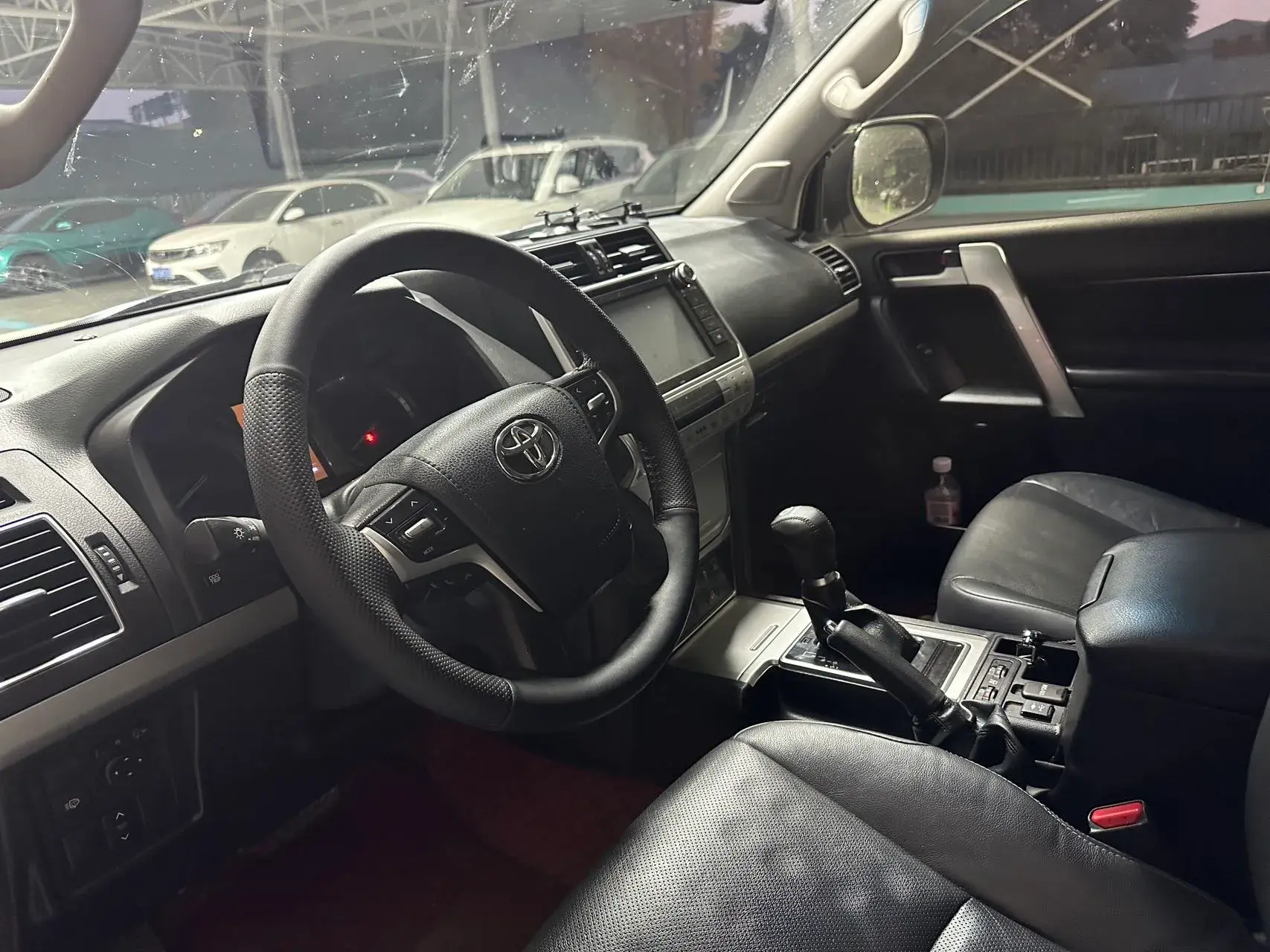 2019 TOYOTA LAND thumbnail 2