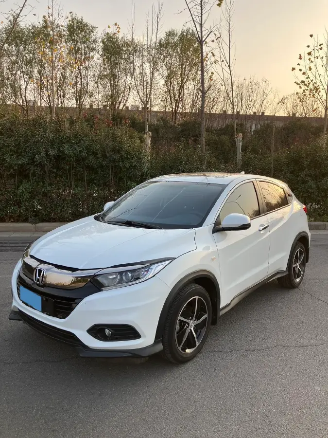 2022 Honda Vezel 1.5L 131HP L4 CVT