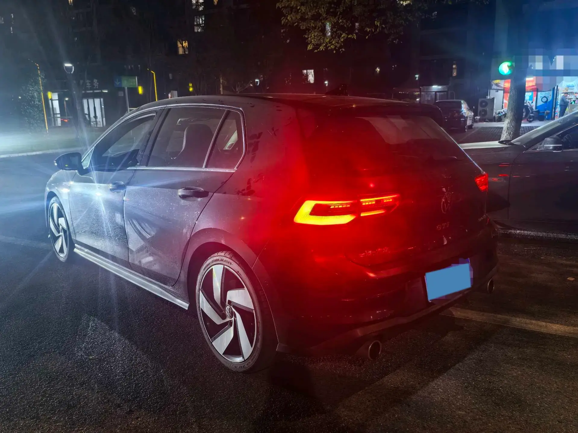 2021 VOLKSWAGEN GOLFGTI thumbnail 3