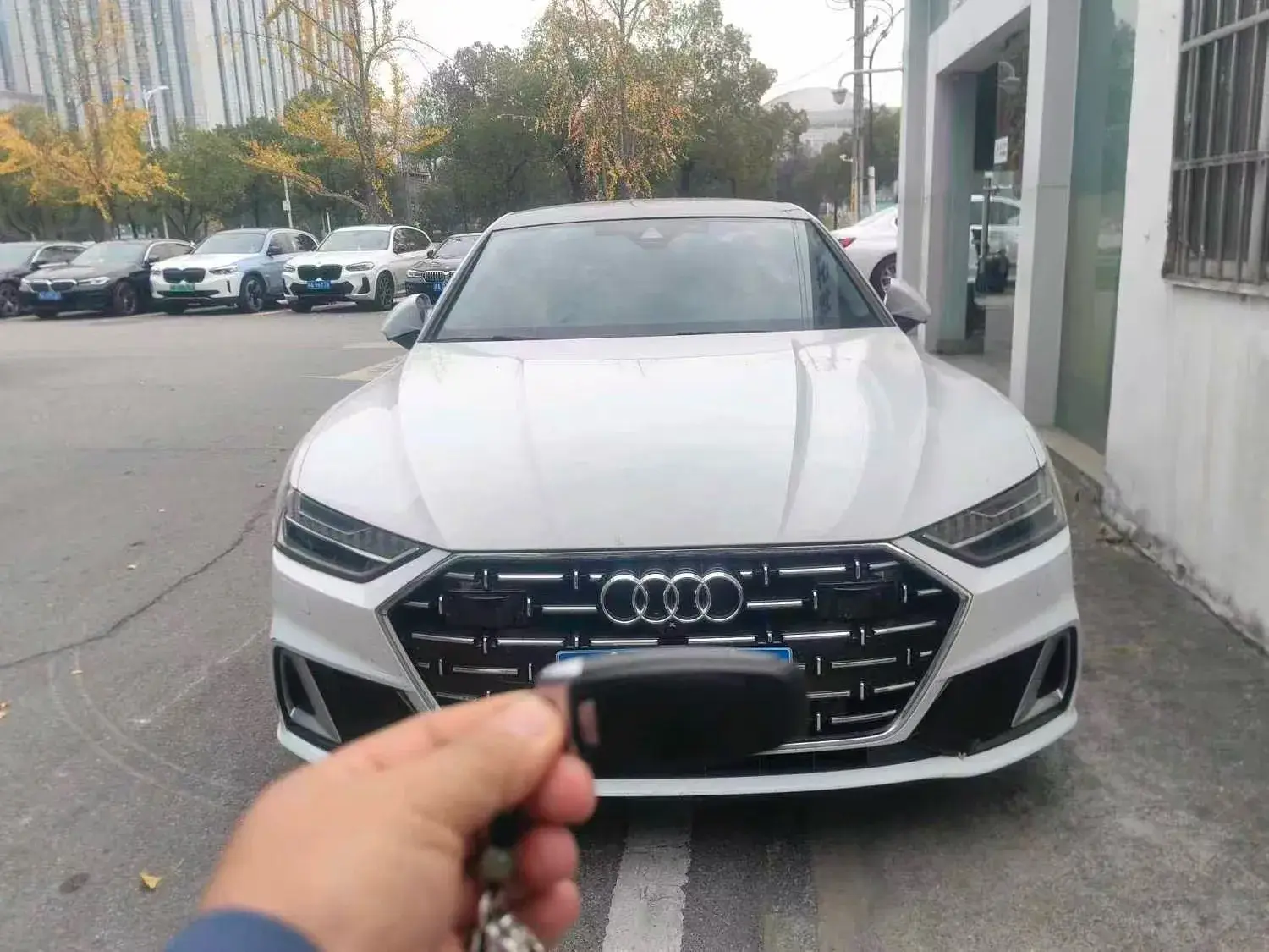 2022 AUDI A7L thumbnail 2
