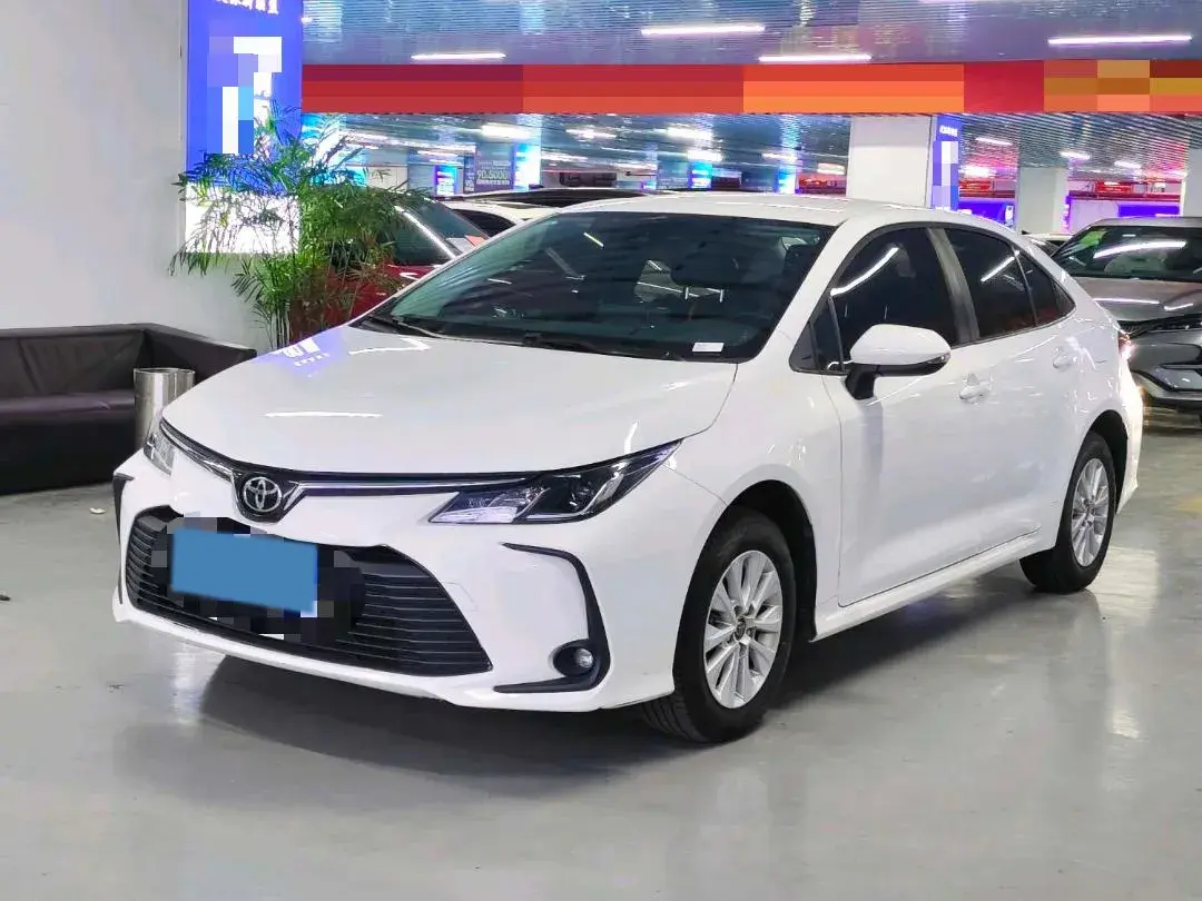 2023 TOYOTA COROLLA view 1