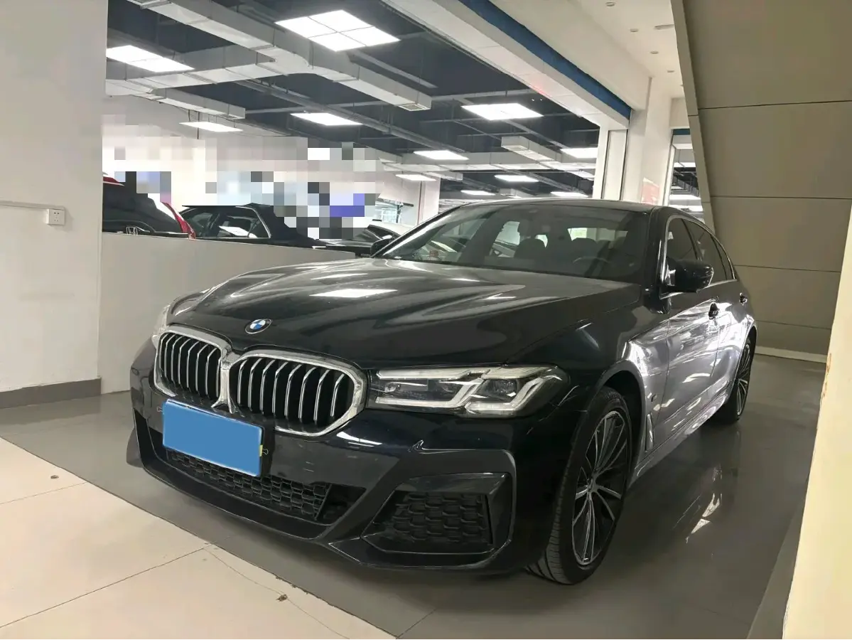 2023 BMW 5 Series 2.0T 245HP L4 8AT