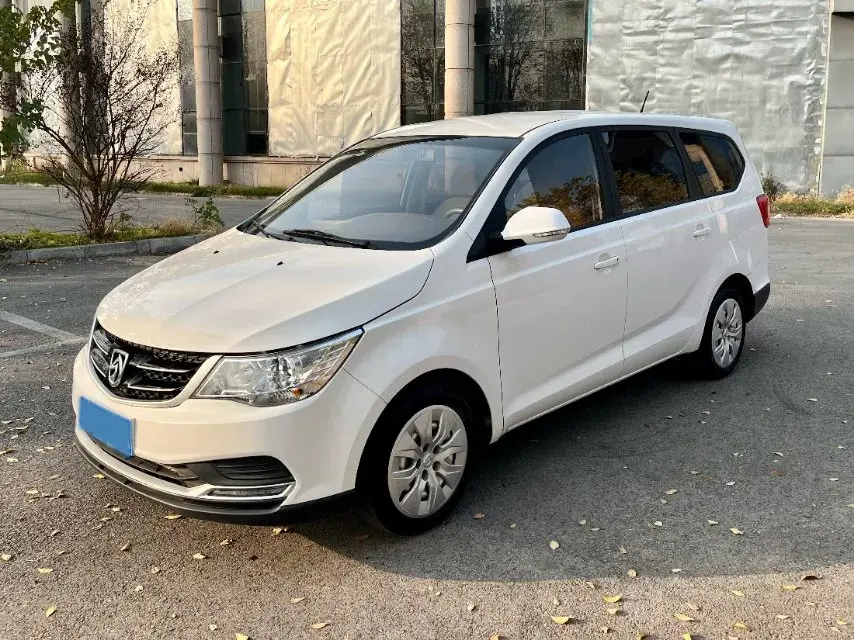 2019 BaoJun 730 1.5L 105HP L4 6MT