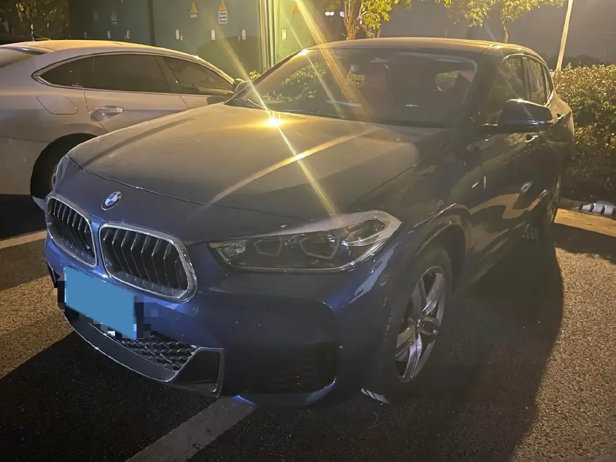 2021 BMW X2 2.0T 192HP L4 8AT