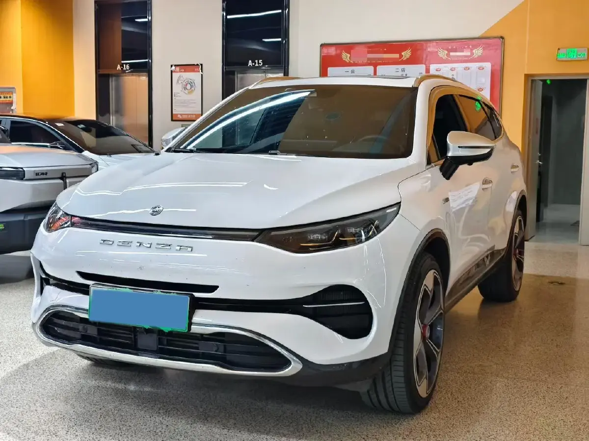 2020 Denza X 2.0T 192HP L4 6DCT PHEV 24KWH