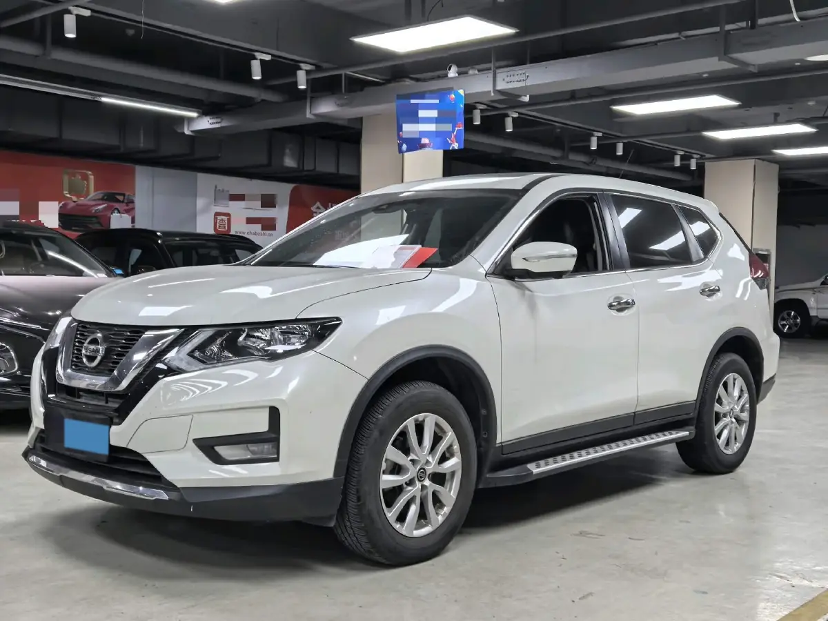 2021 Nissan X-Trail 2.0L 151HP L4 CVT