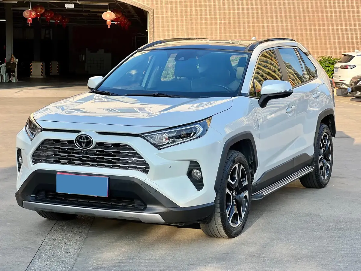2020 Toyota RAV4 2.0L 171HP L4 CVT