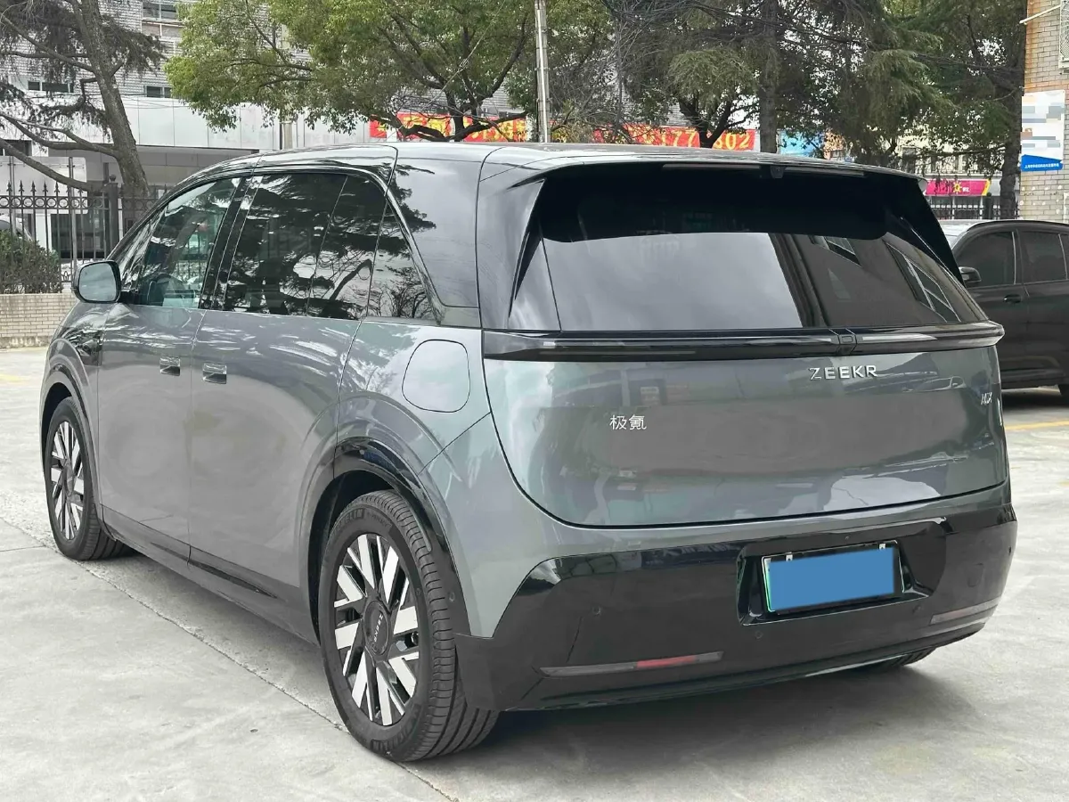 2025 Zeekr MIX BEV 102KWH,autocango,china used car exporter,china ev exporter,chinese used car exporter,chinese used ev exporter