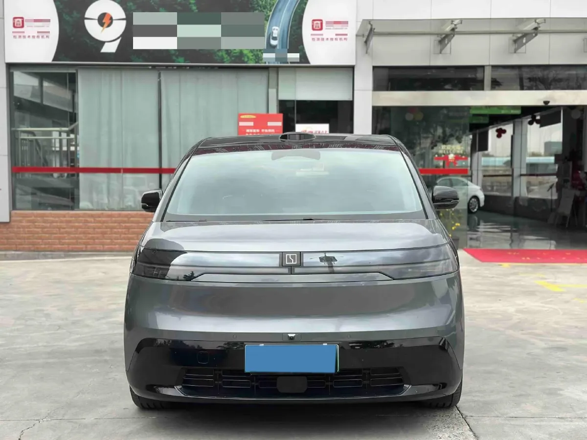 2025 Zeekr MIX BEV 102KWH,autocango,china used car exporter,china ev exporter,chinese used car exporter,chinese used ev exporter
