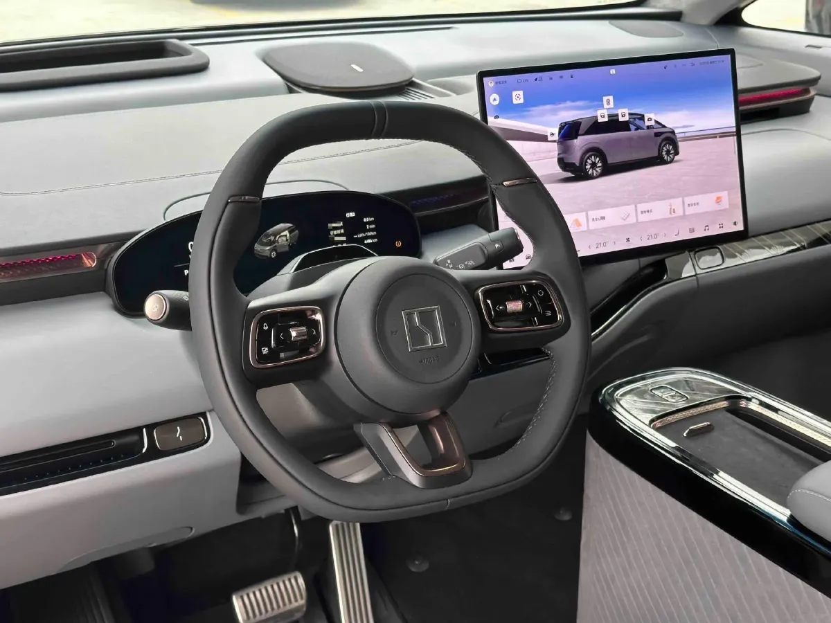 2025 Zeekr MIX BEV 102KWH,autocango,china used car exporter,china ev exporter,chinese used car exporter,chinese used ev exporter