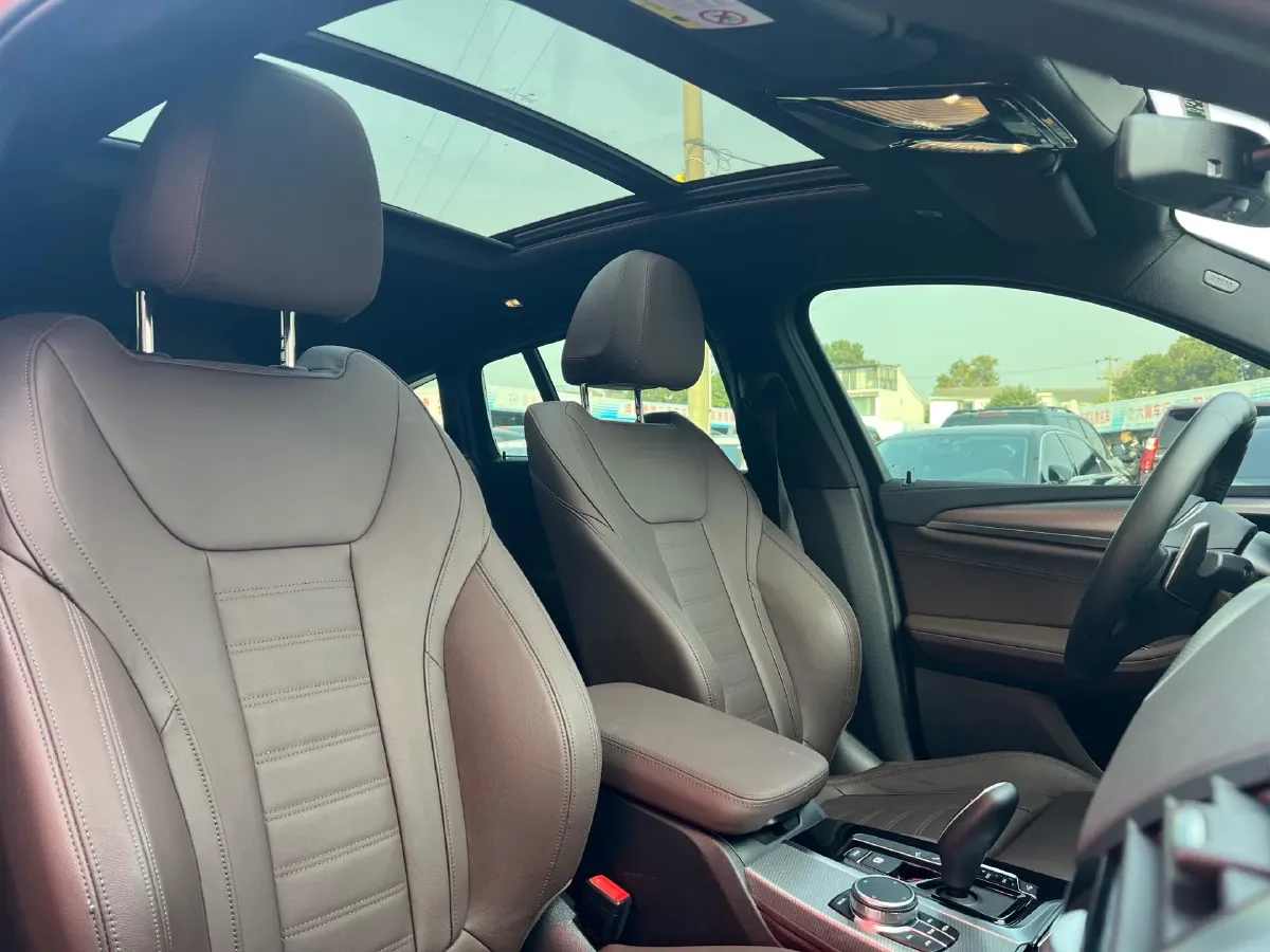 2020 BMW X4 2.0T 184HP L4 8AT,autocango,china used car exporter,china ev exporter,chinese used car exporter,chinese used ev exporter