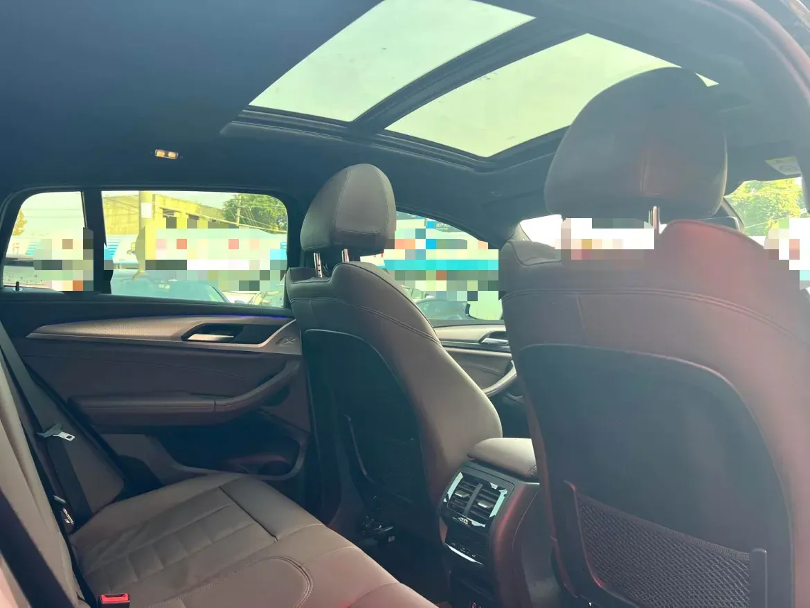 2020 BMW X4 2.0T 184HP L4 8AT,autocango,china used car exporter,china ev exporter,chinese used car exporter,chinese used ev exporter