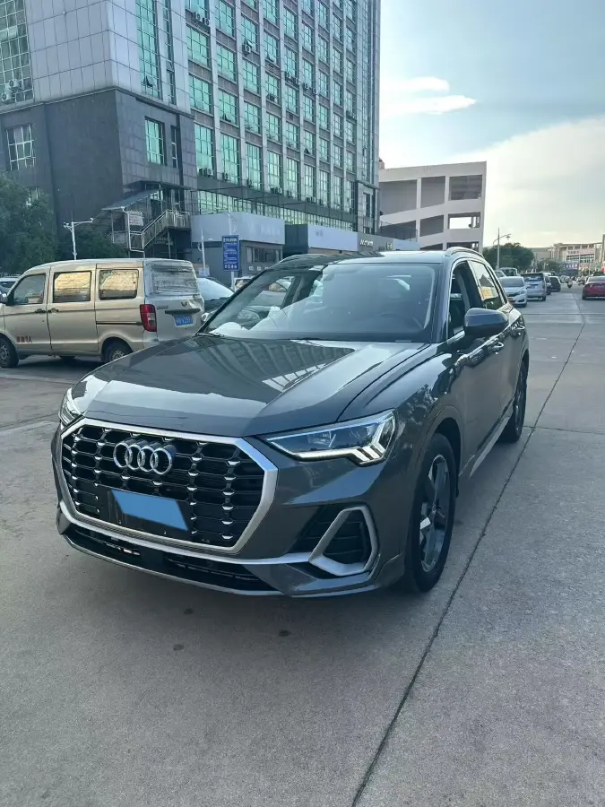 2019 Audi Q3 1.4T 150HP L4 7DCT